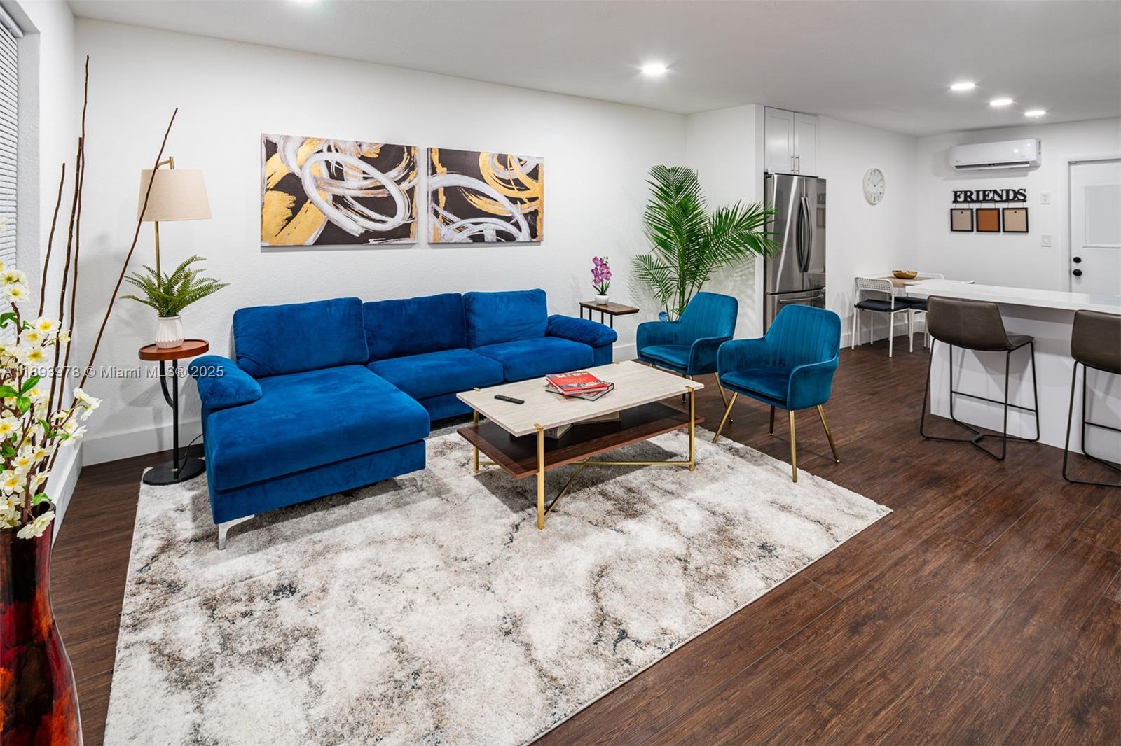   /  1624 sq. ft. $ 2025-10-10 0 foto