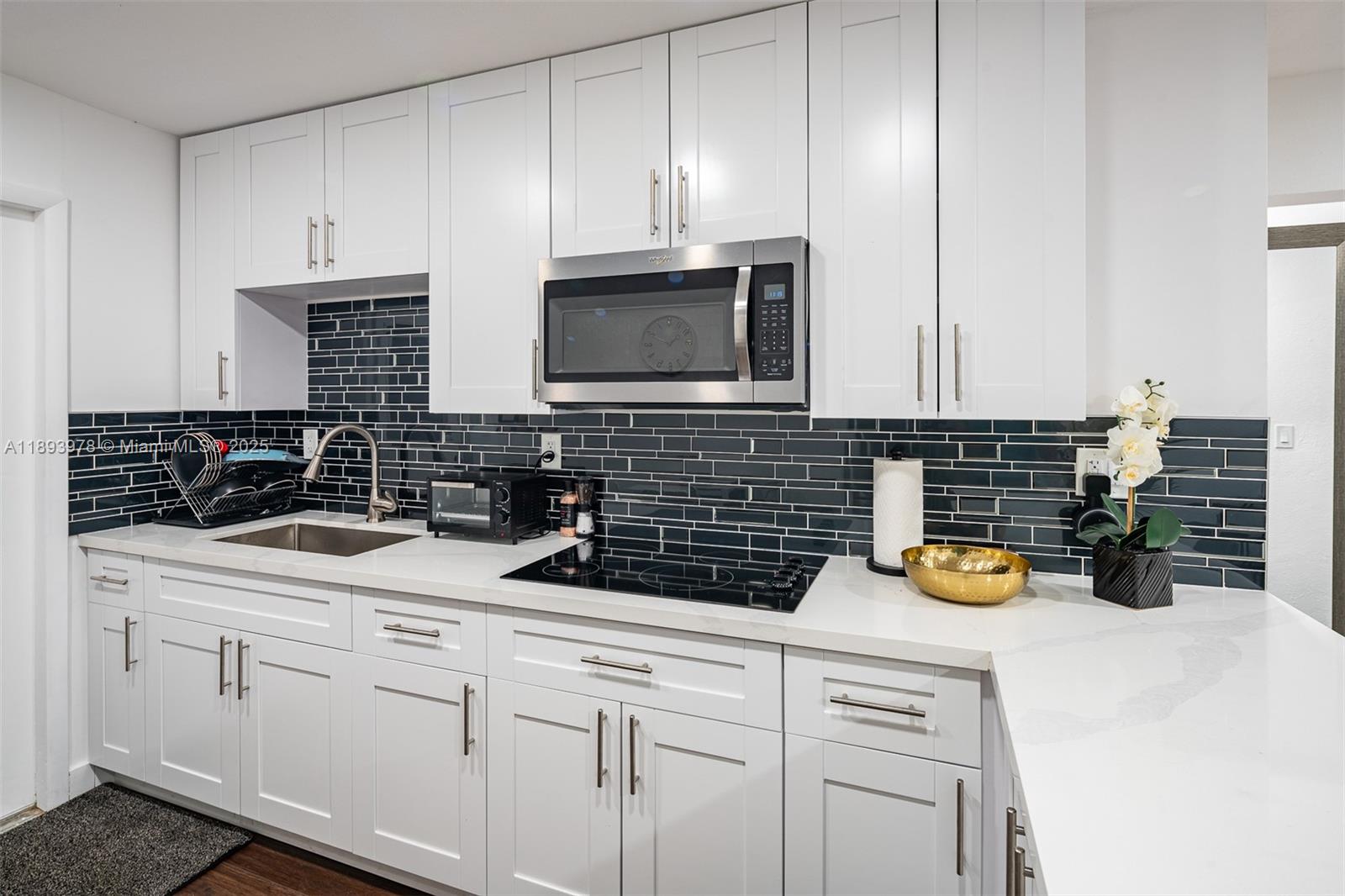   /  1624 sq. ft. $ 2025-10-10 0 foto