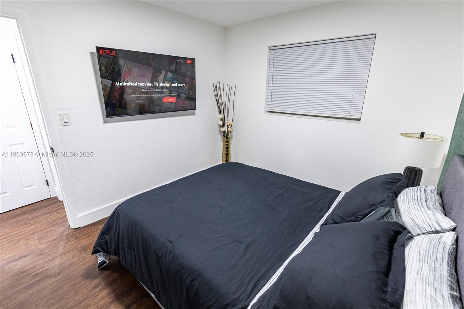   /  1624 sq. ft. $ 2025-10-10 0 foto