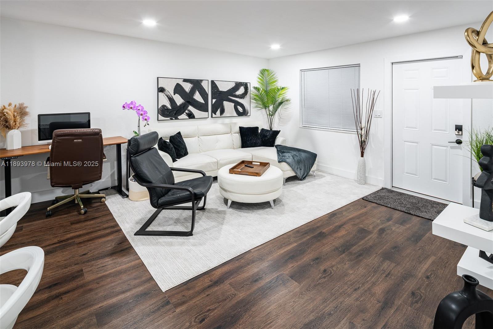   /  1624 sq. ft. $ 2025-10-10 0 foto