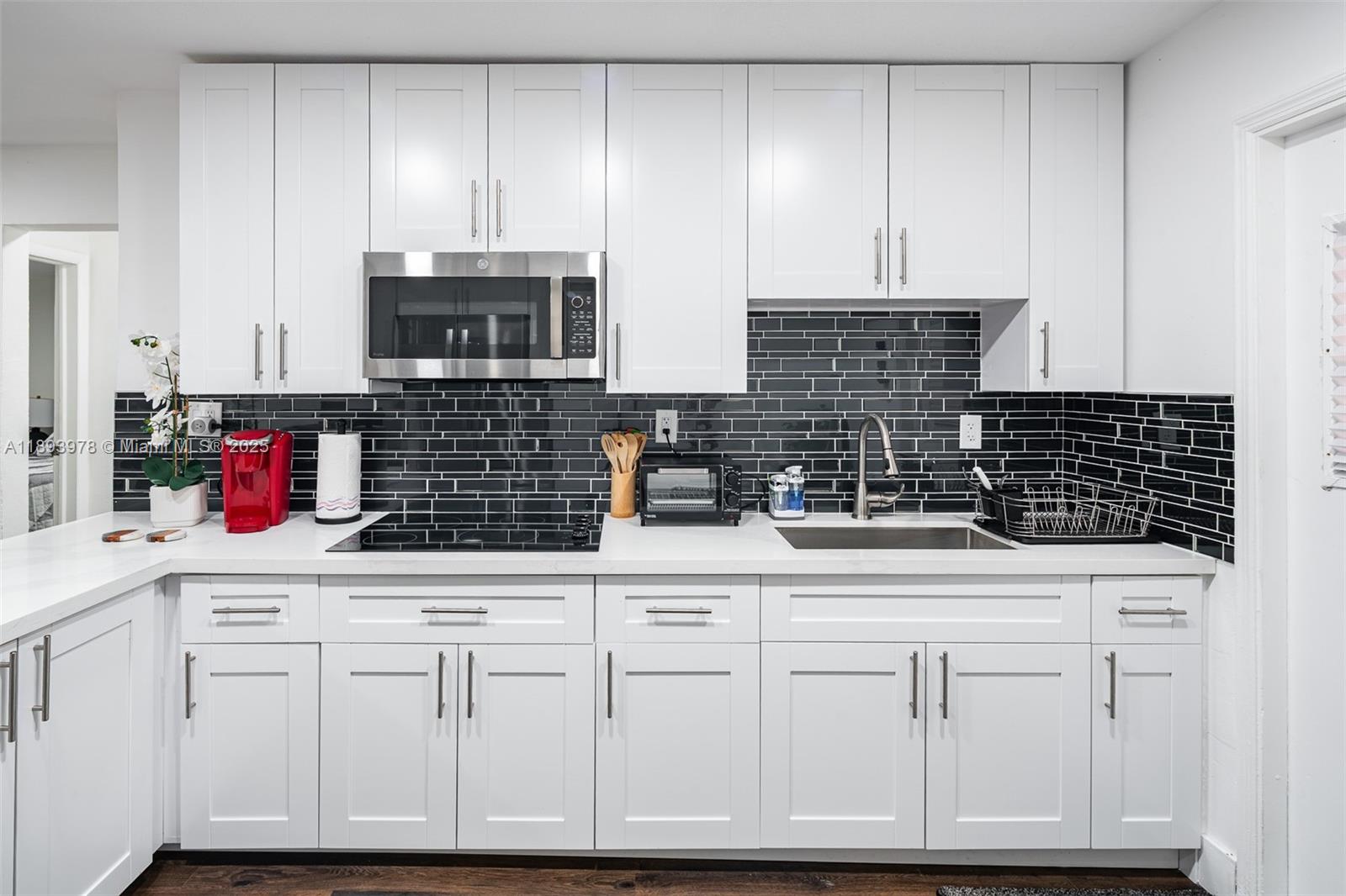   /  1624 sq. ft. $ 2025-10-10 0 foto