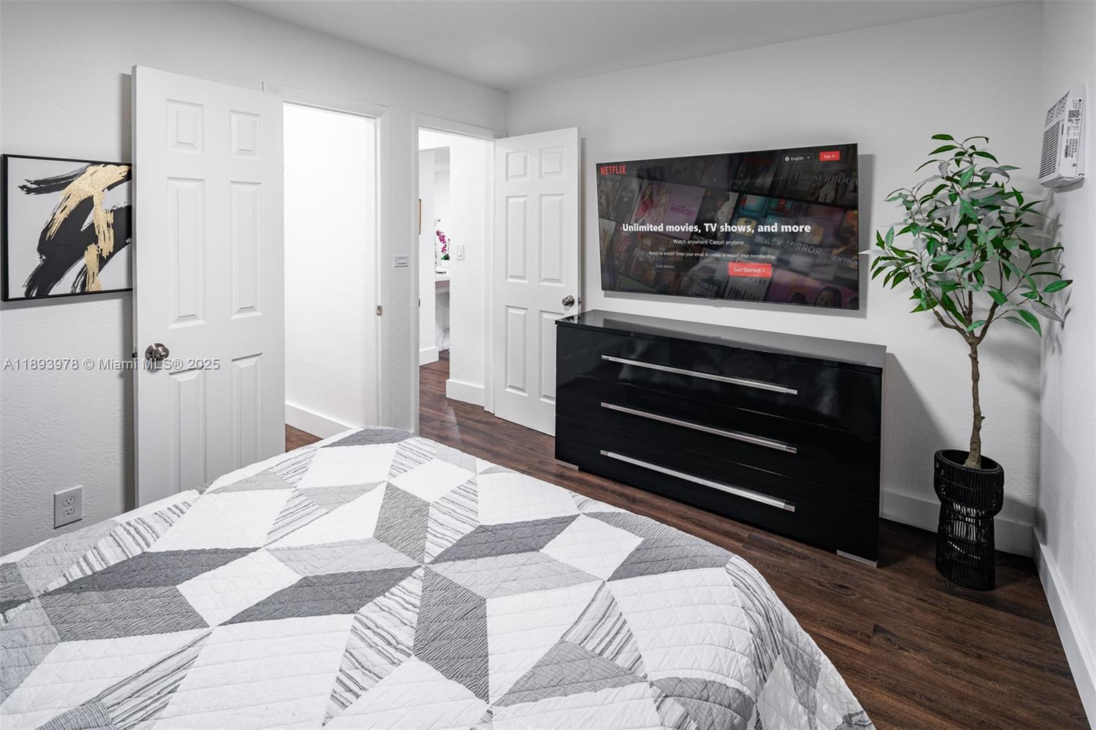   /  1624 sq. ft. $ 2025-10-10 0 foto