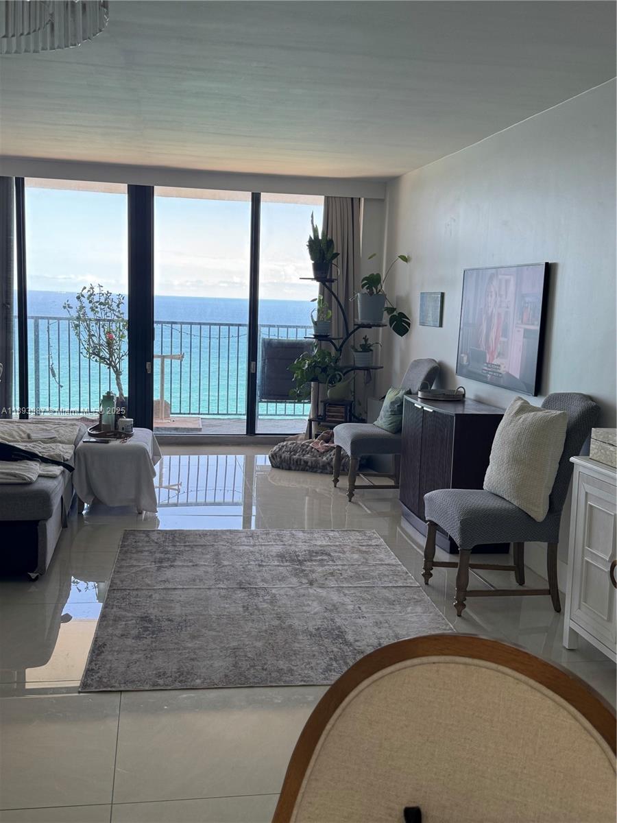 Photo of 2101 Ocean Dr  #2802, Hollywood, Florida, 33019 - Endless views