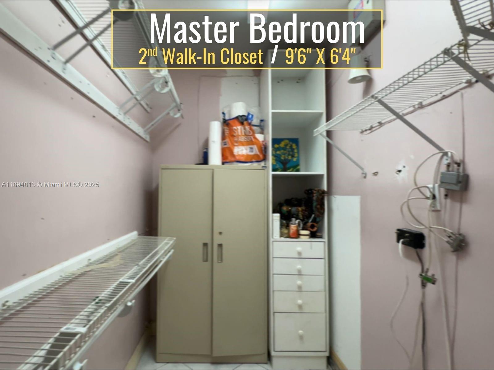 See details 6391 3 / 2 1844 sq. ft. $ 2025-10-10 0 Photo