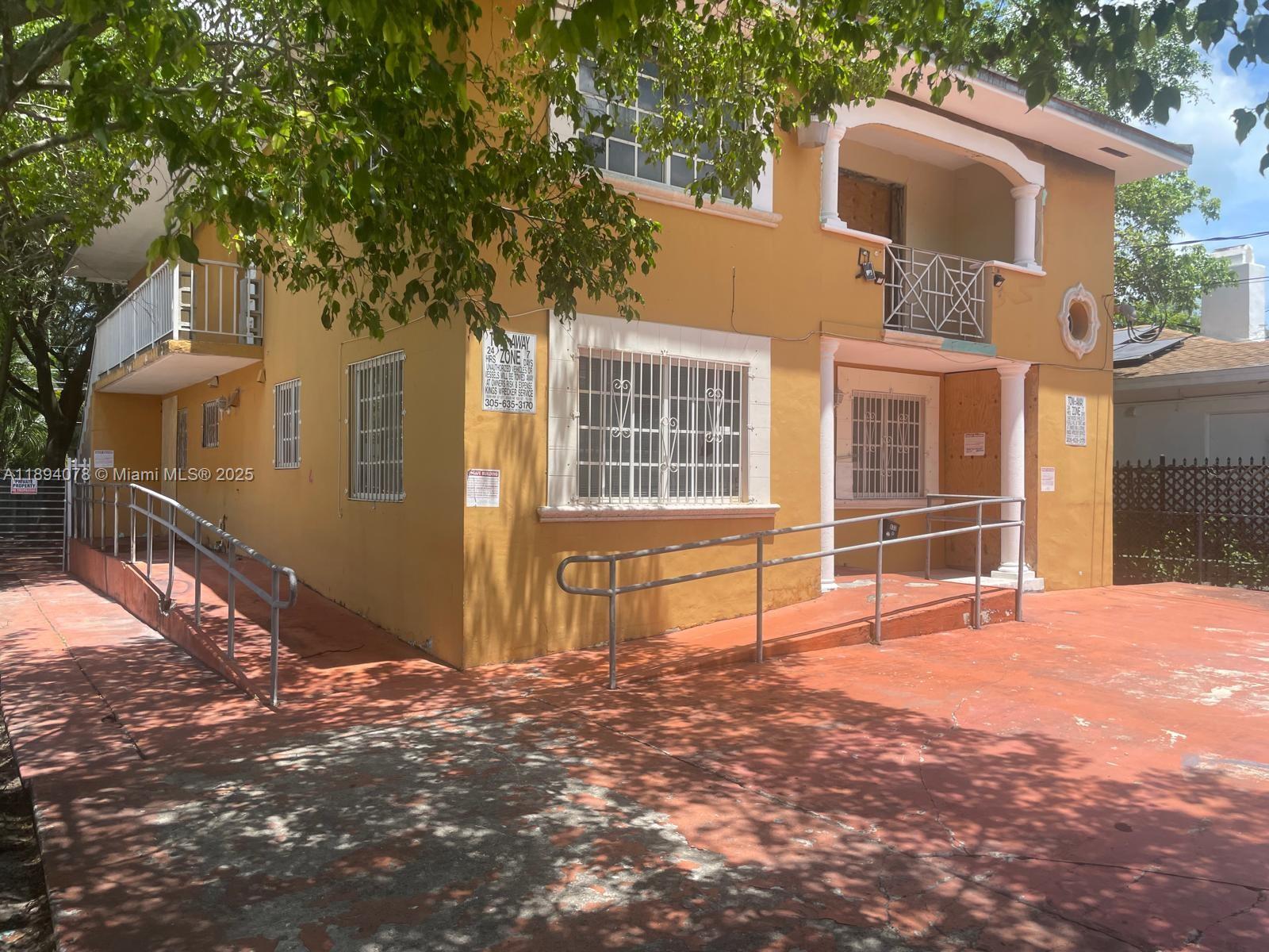See details / 3356 sq. ft. $ 2025-10-10 0 Photo