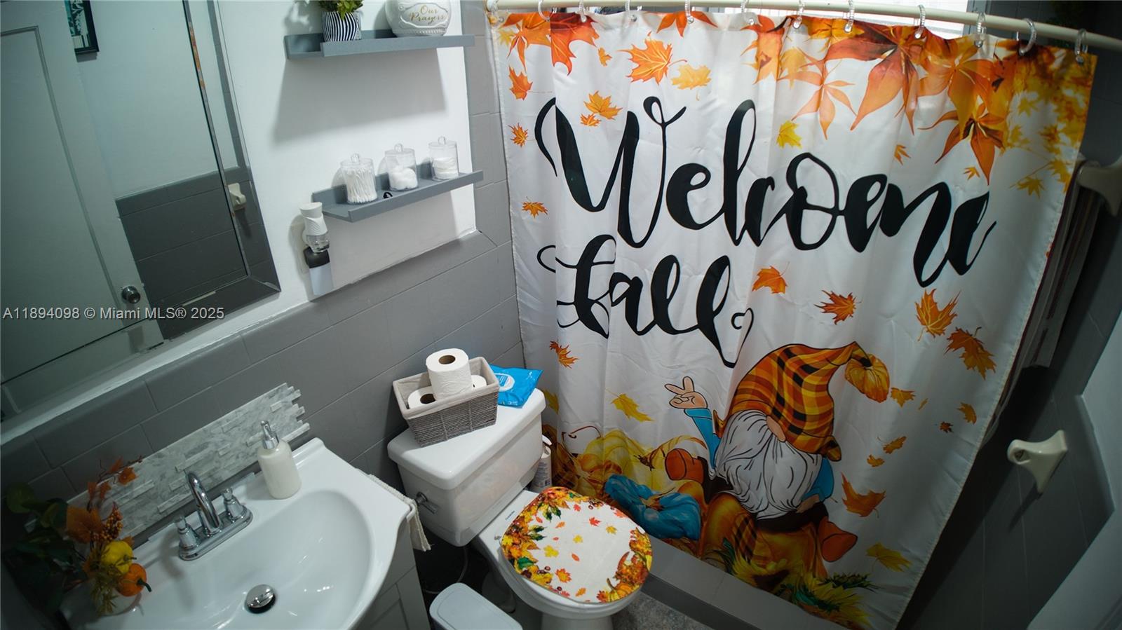 See details / 1627 sq. ft. $ 2025-10-10 0 Photo