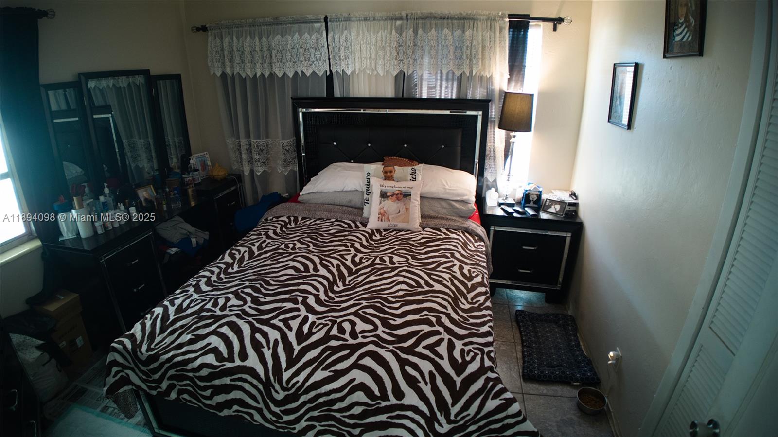 See details / 1627 sq. ft. $ 2025-10-10 0 Photo