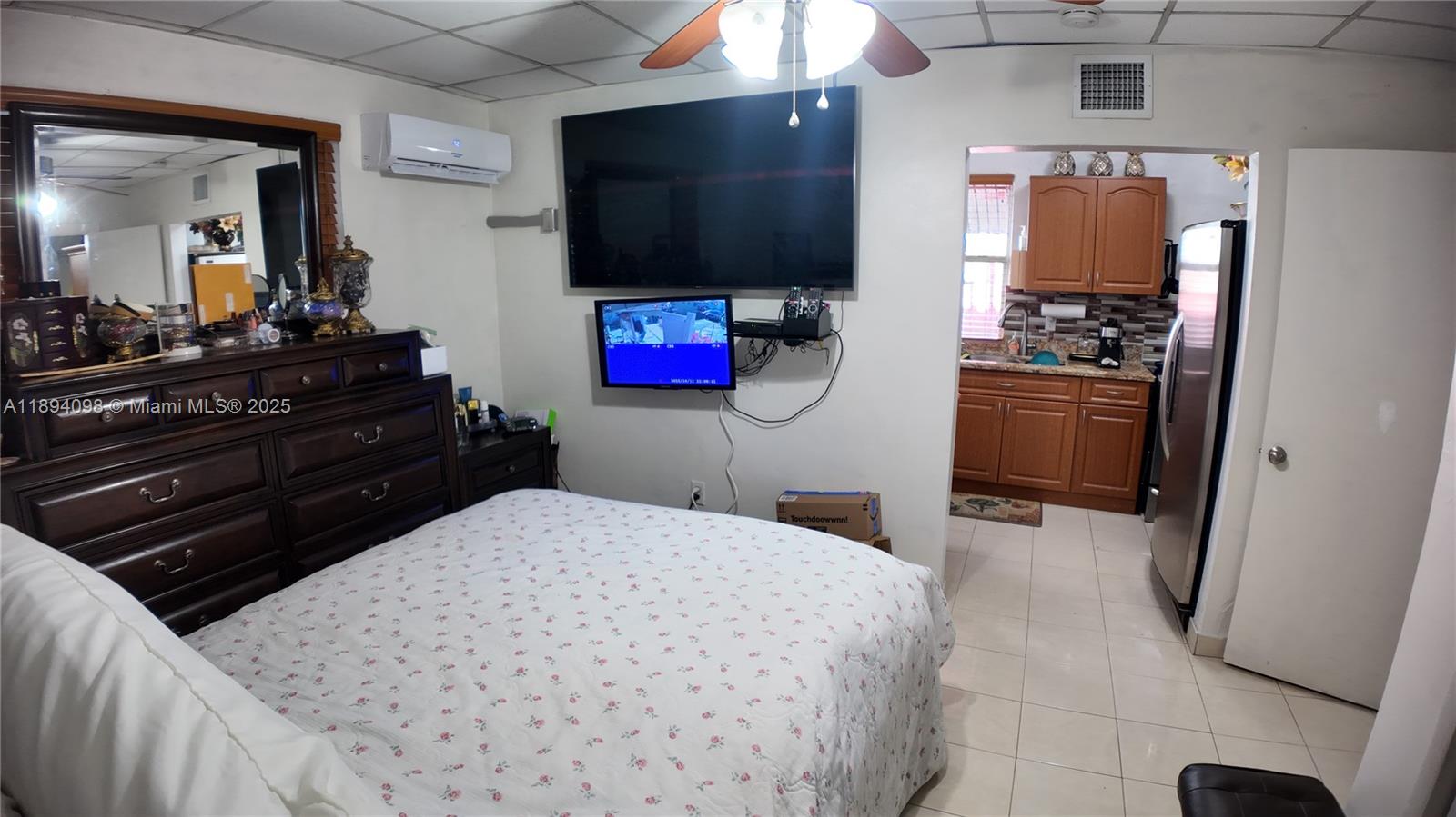 See details / 1627 sq. ft. $ 2025-10-10 0 Photo