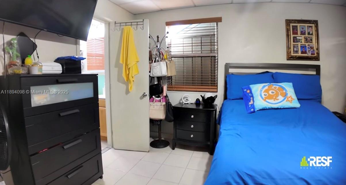 See details / 1627 sq. ft. $ 2025-10-10 0 Photo