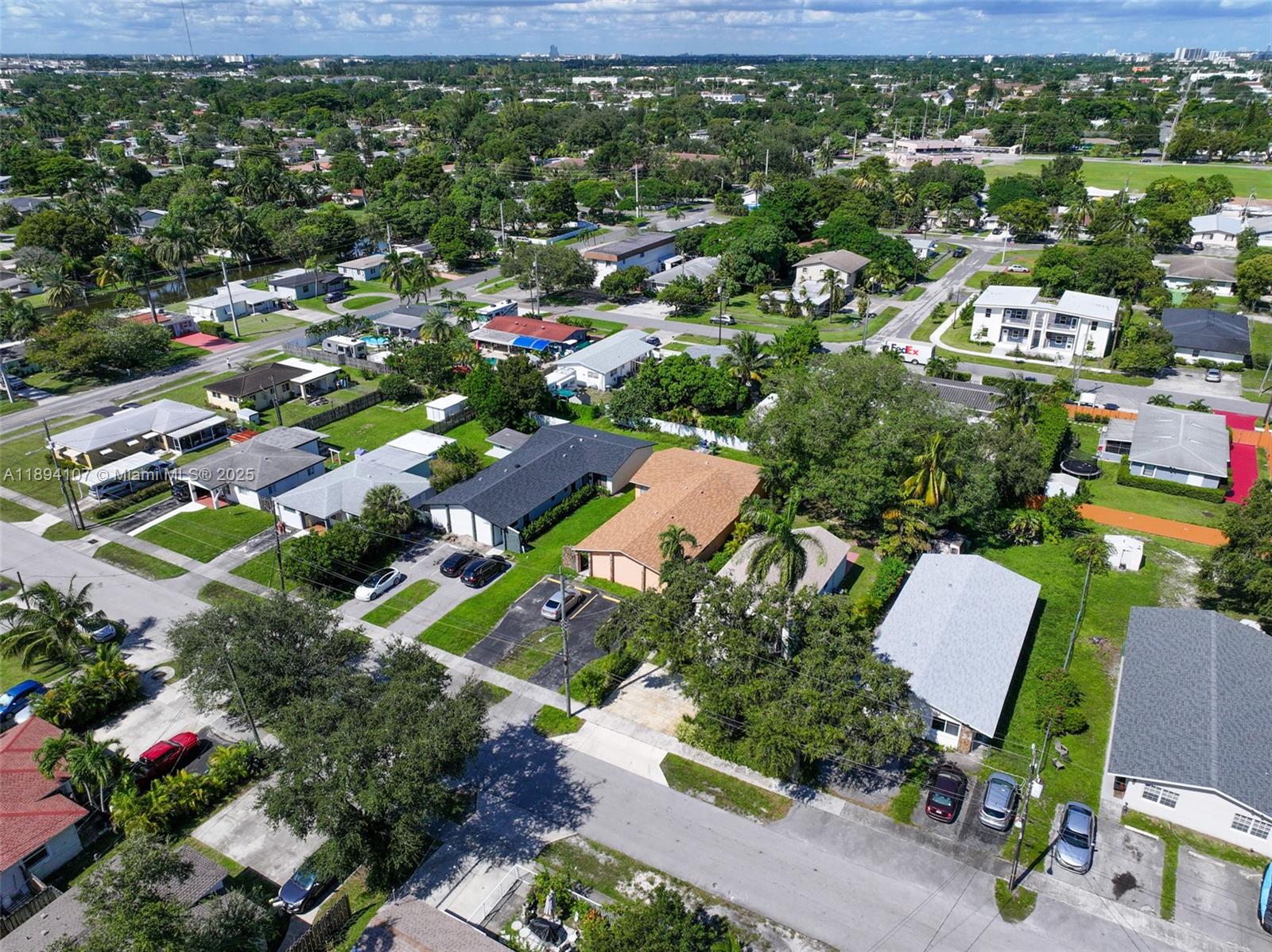 See details   /  2654 sq. ft. $ 2025-10-10 0 Photo