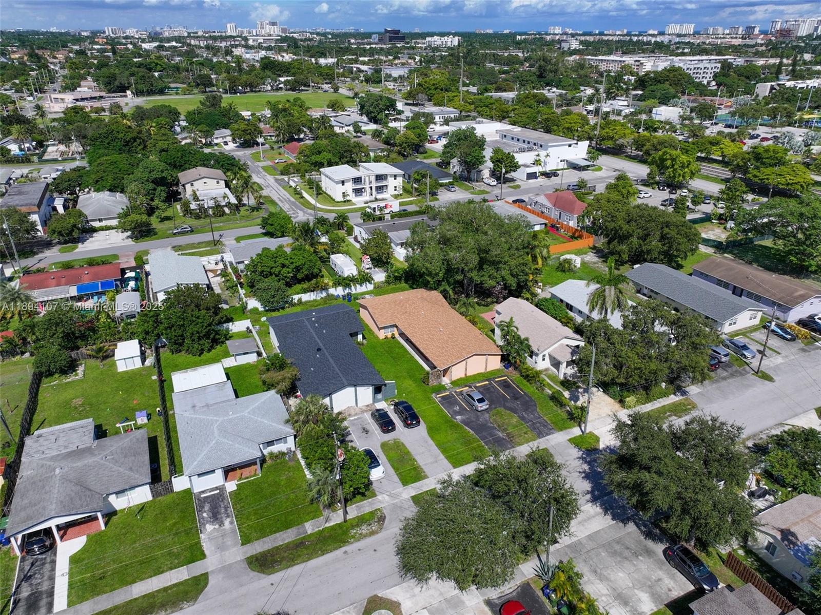 See details   /  2654 sq. ft. $ 2025-10-10 0 Photo