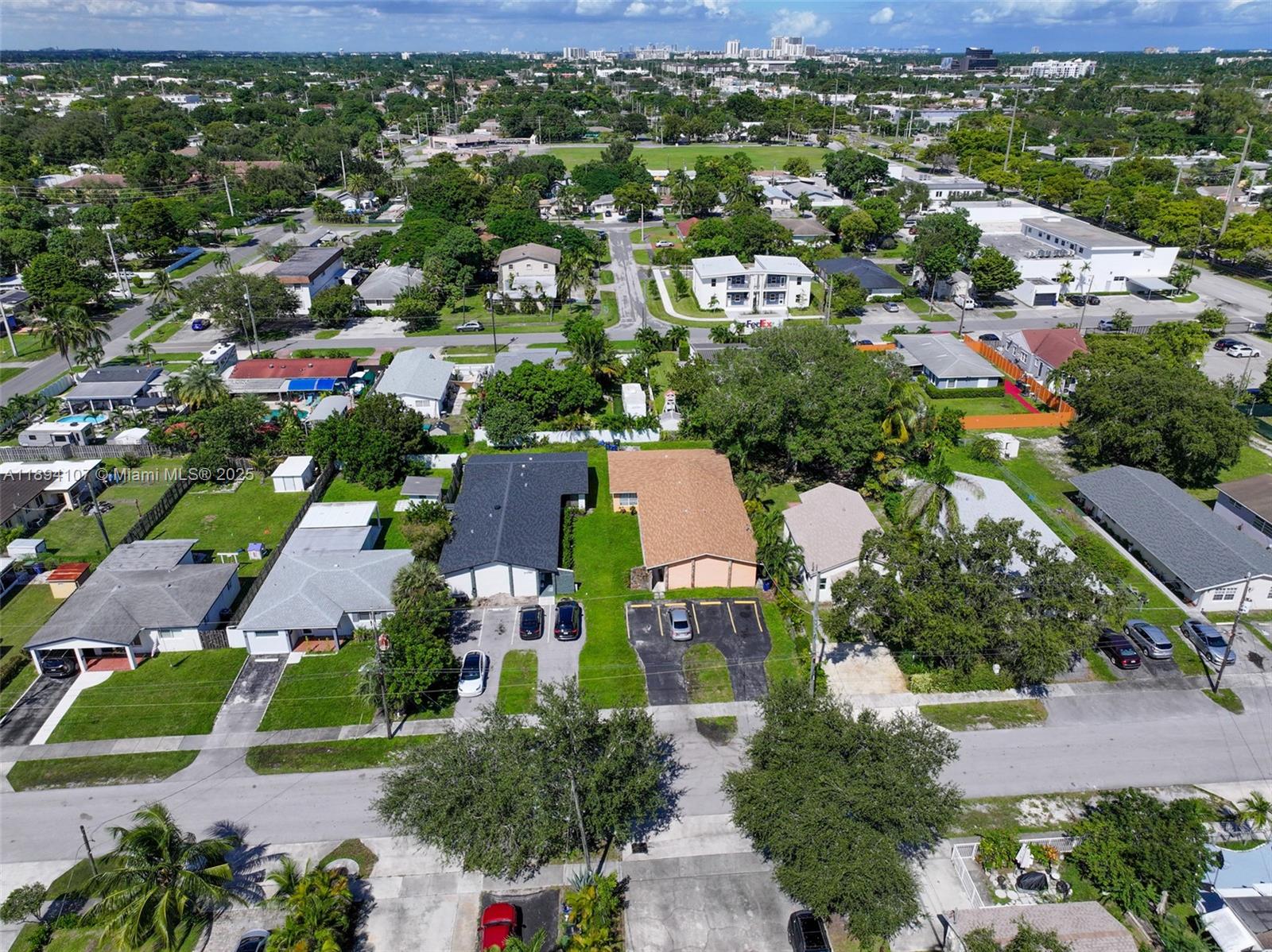 See details   /  2654 sq. ft. $ 2025-10-10 0 Photo