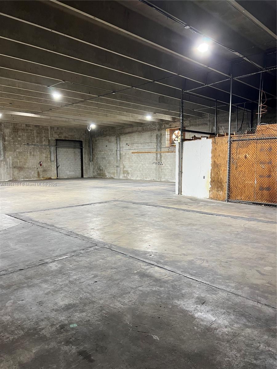   /   sq. ft. $ 2025-10-10 0 Photo