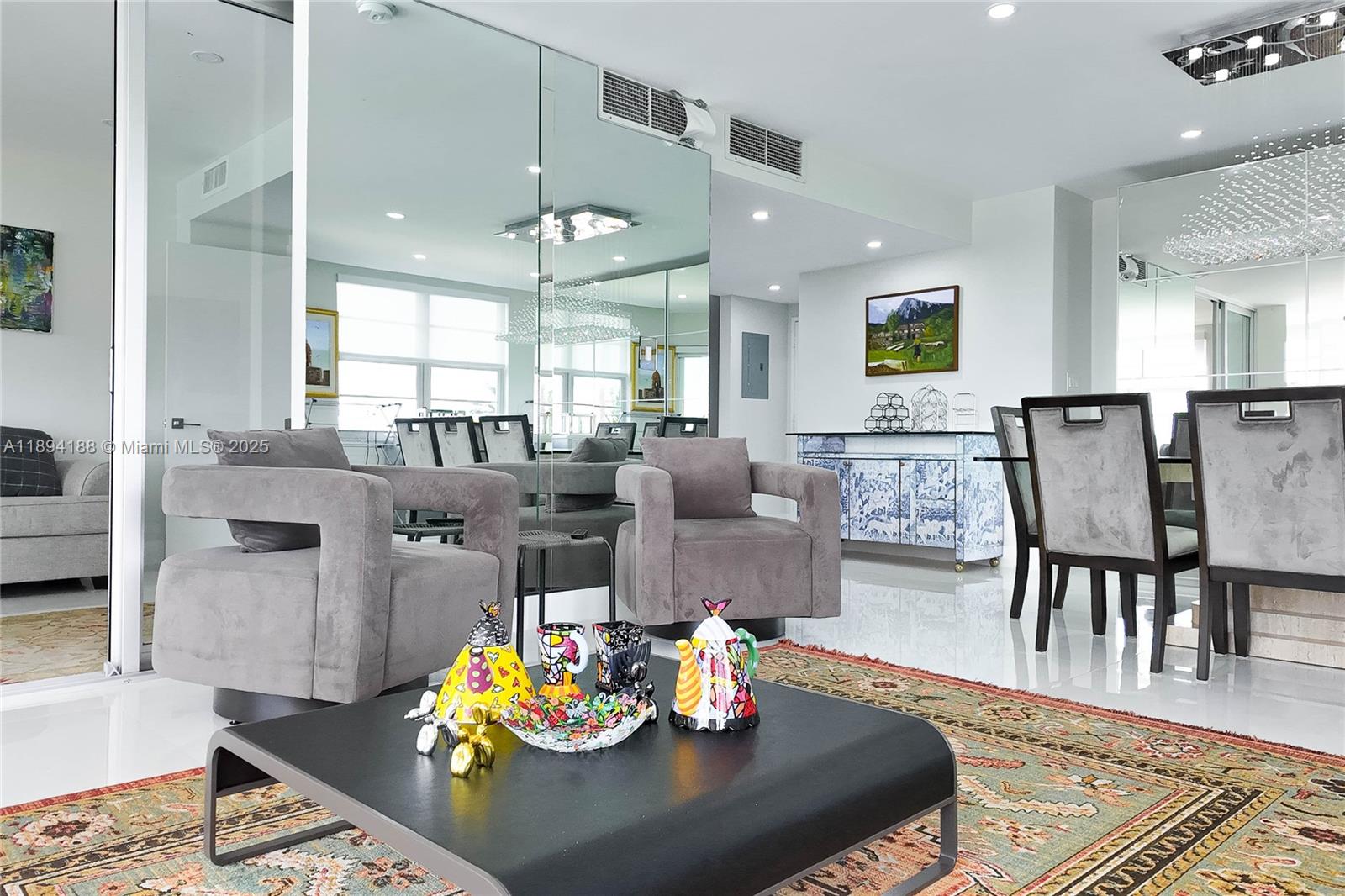 2Q 3 / 3 1740 sq. ft. $ 2025-10-10 0 Photo