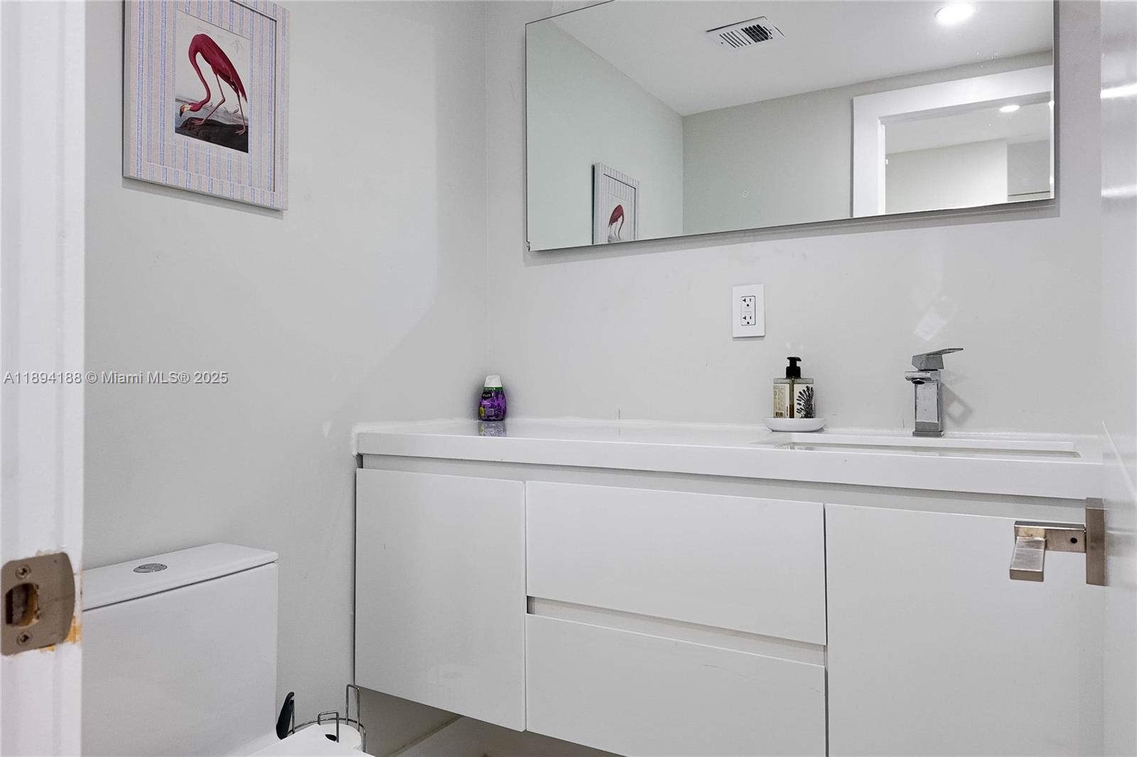 2Q 3 / 3 1740 sq. ft. $ 2025-10-10 0 Photo