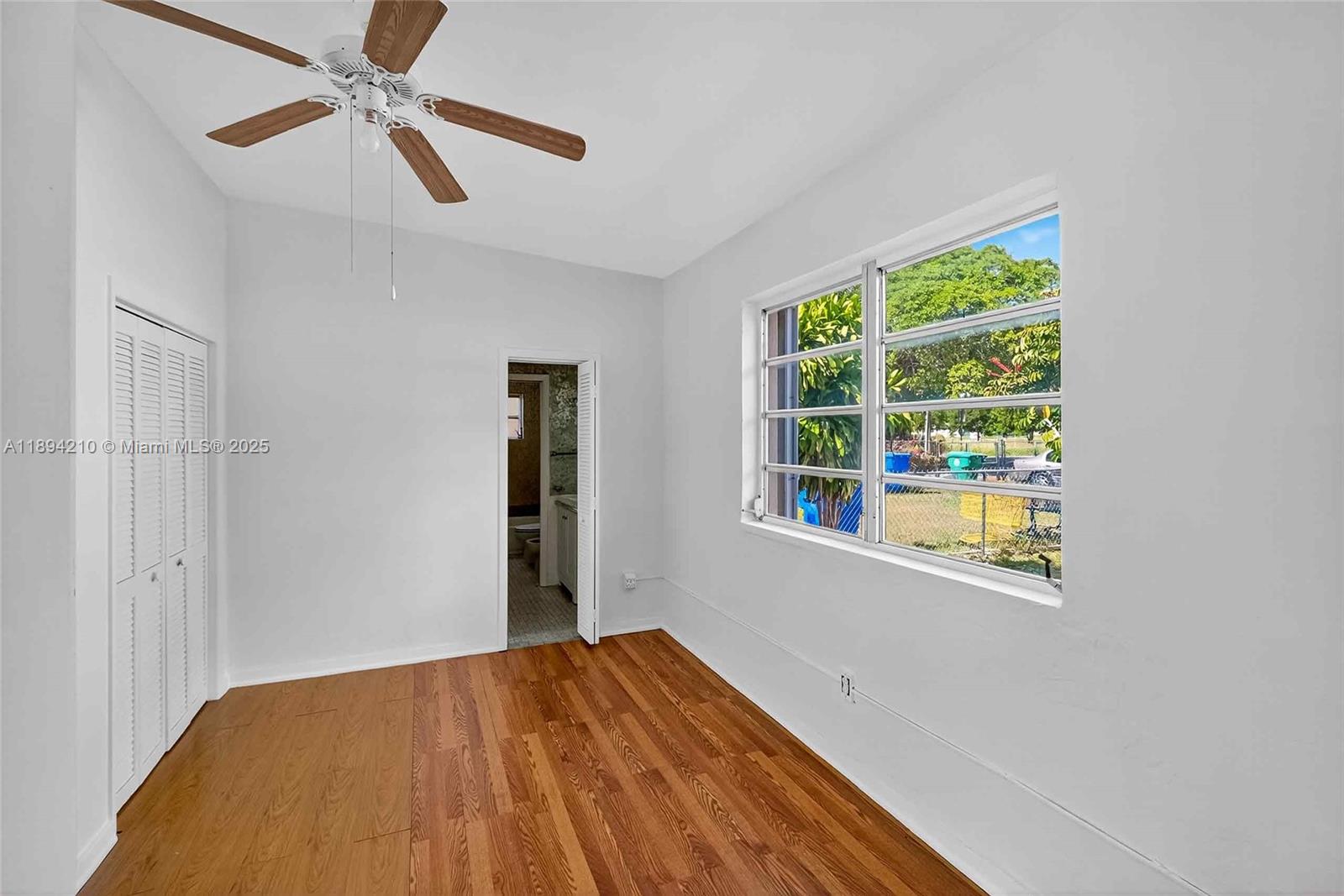   /  2835 sq. ft. $ 2025-10-10 0 foto