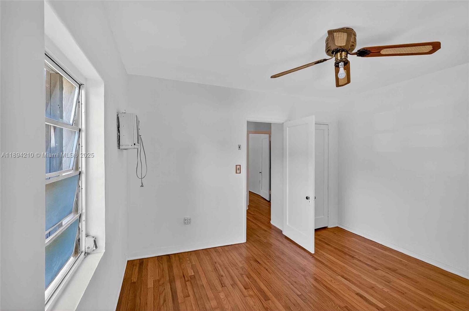  /  2835 sq. ft. $ 2025-10-10 0 foto