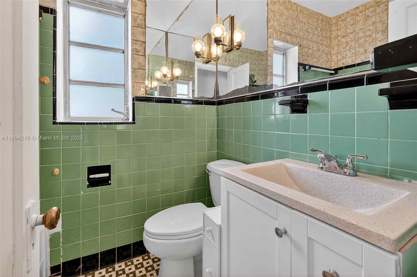   /  2835 sq. ft. $ 2025-10-10 0 foto
