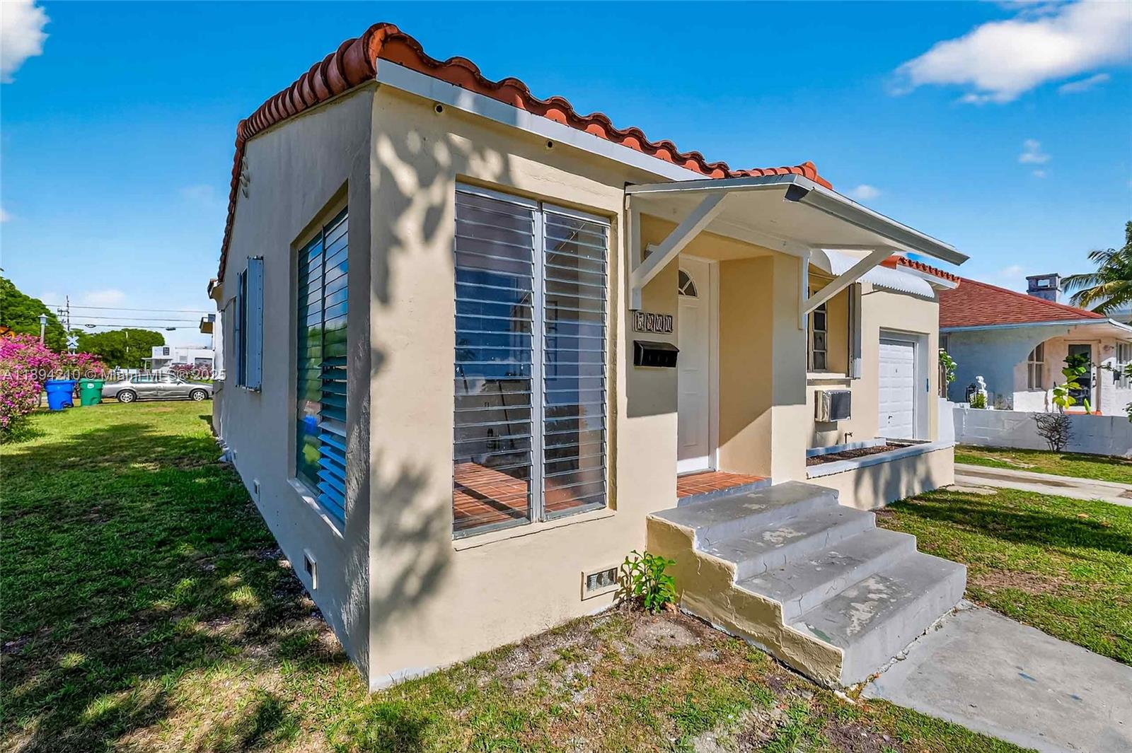   /  2835 sq. ft. $ 2025-10-10 0 foto