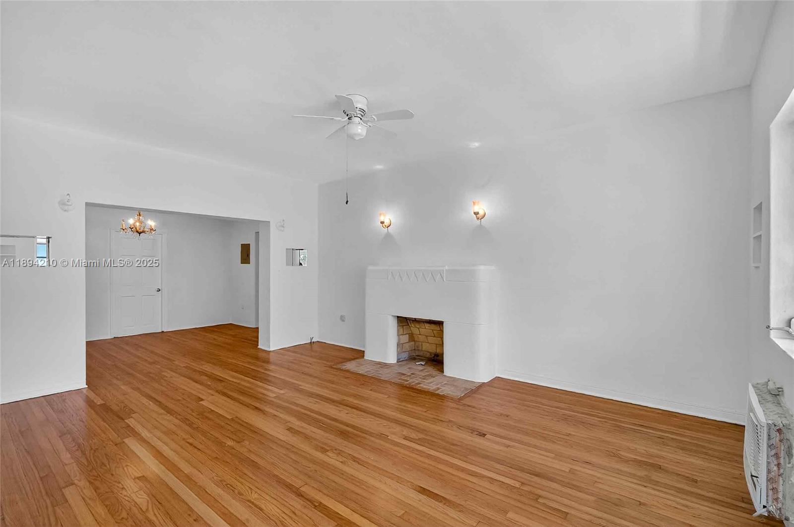   /  2835 sq. ft. $ 2025-10-10 0 foto