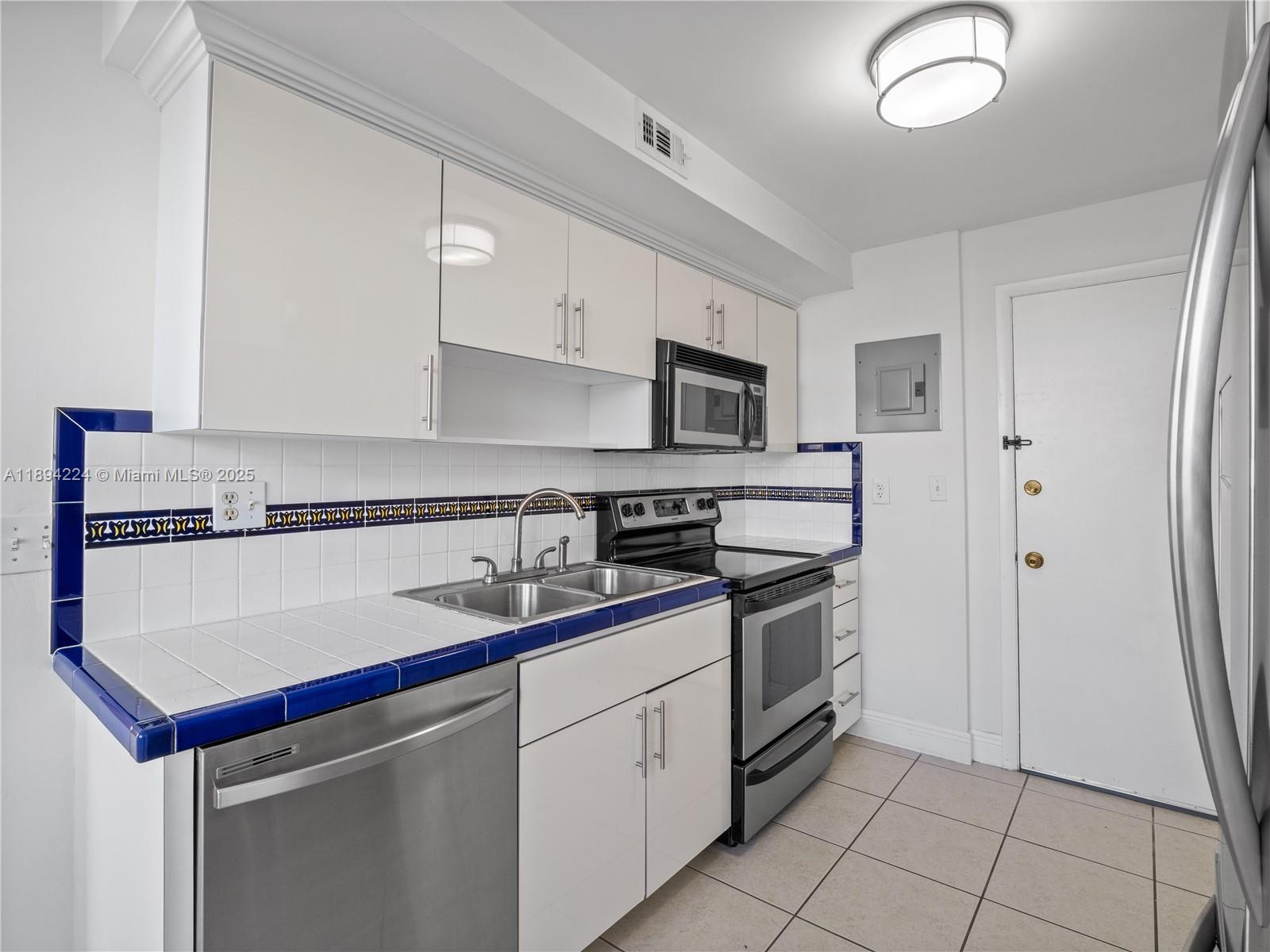 Photo of 3161 Ocean Dr  #1201, Hallandale Beach, Florida, 33009 - 