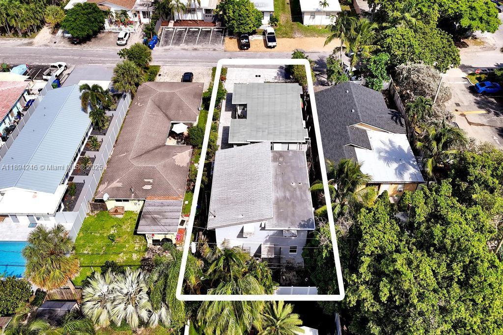 See details / 4223 sq. ft. $ 2025-10-10 0 Photo
