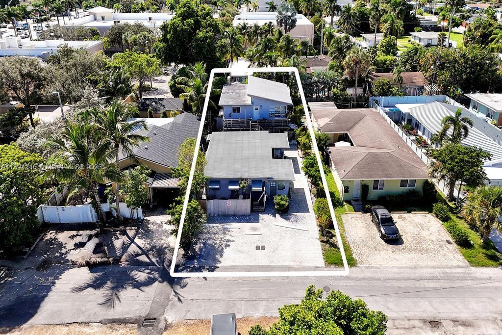 See details / 4223 sq. ft. $ 2025-10-10 0 Photo