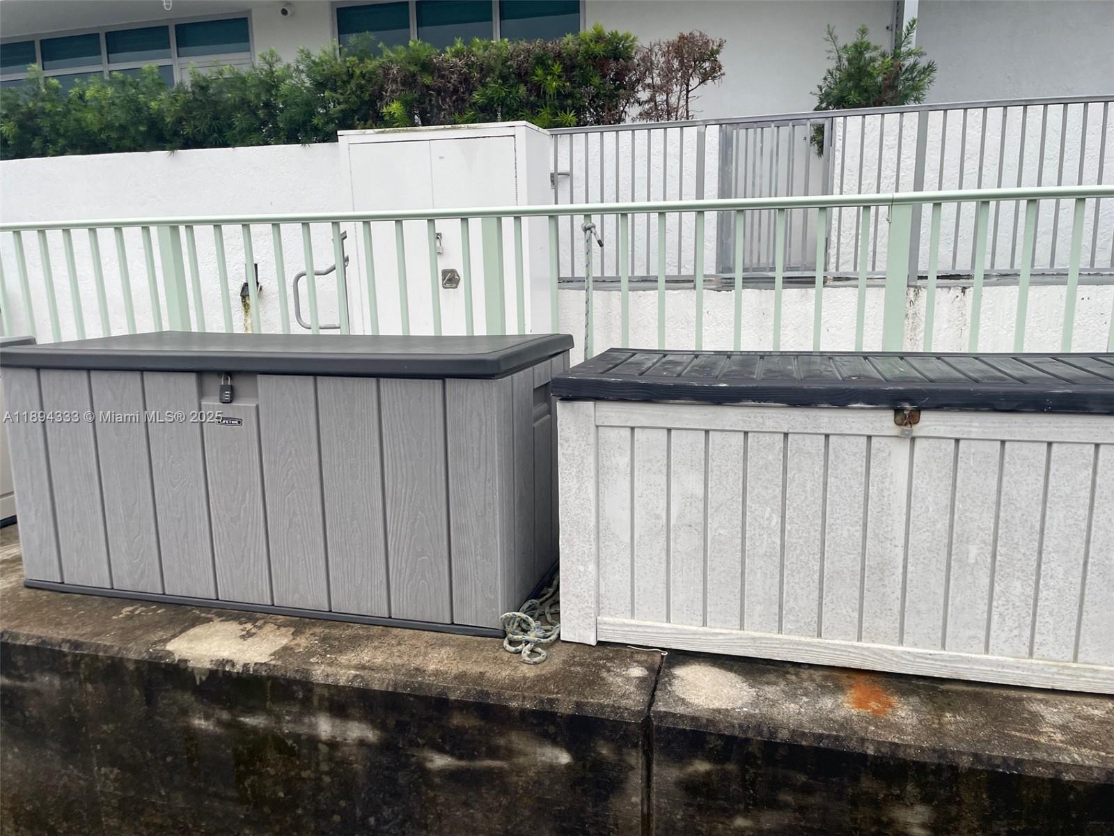 Подробнее   /   кв.футов $ 2025-10-10 0 Фото