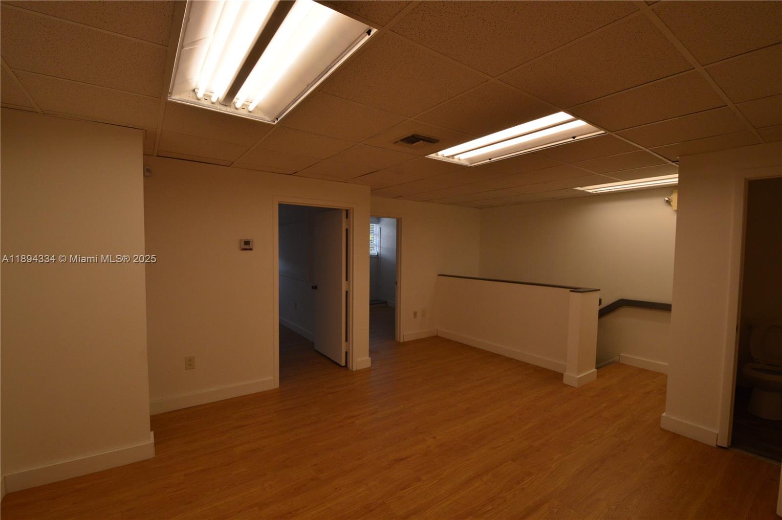14  /   sq. ft. $ 2025-10-10 0 Photo