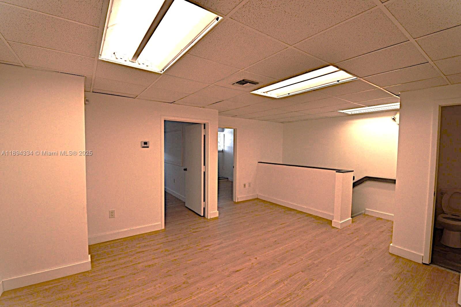 14  /   sq. ft. $ 2025-10-10 0 Photo