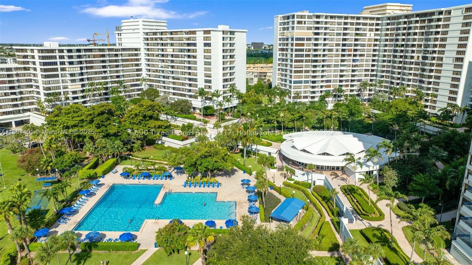 Photo of 600 Three Islands Blvd #317, Hallandale Beach, Florida, 33009 - Olympus Condo grounds & amenities
