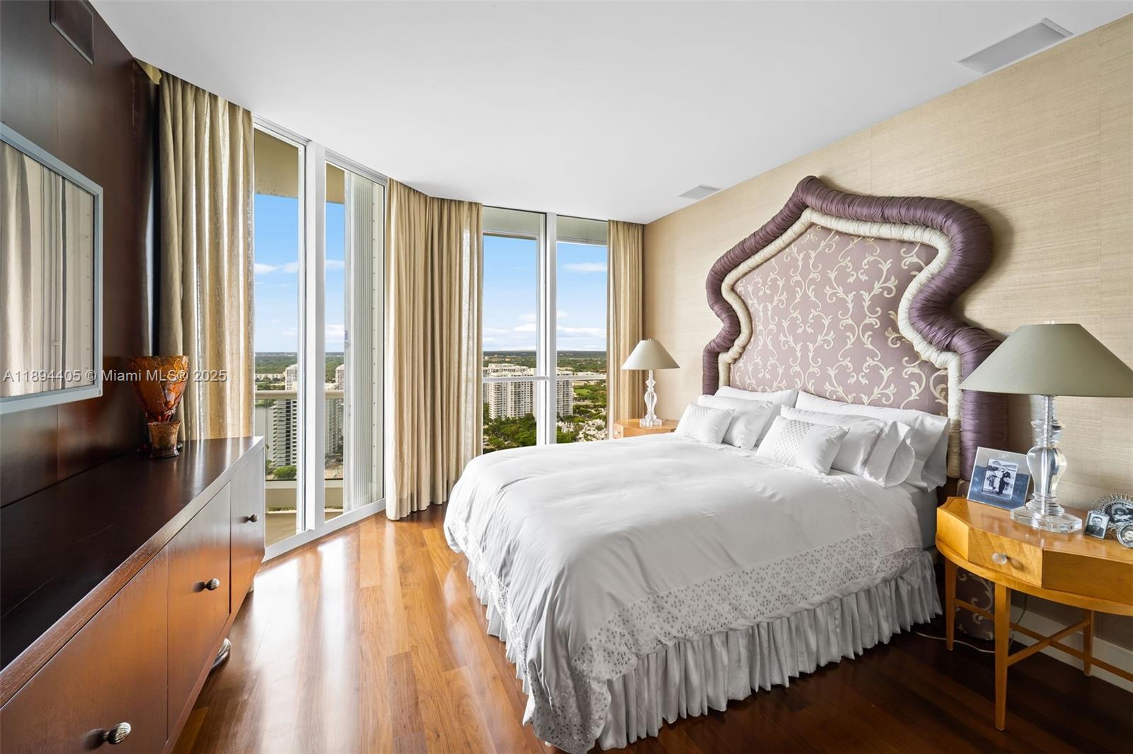 See details PH-02 6 / 7 7700 sq. ft. $ 2025-10-10 0 Photo