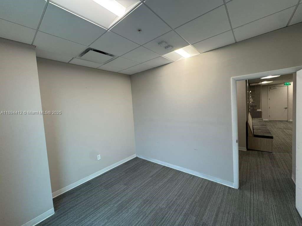 Ver detalles 221 / sq. ft. $ 2025-10-10 0 foto