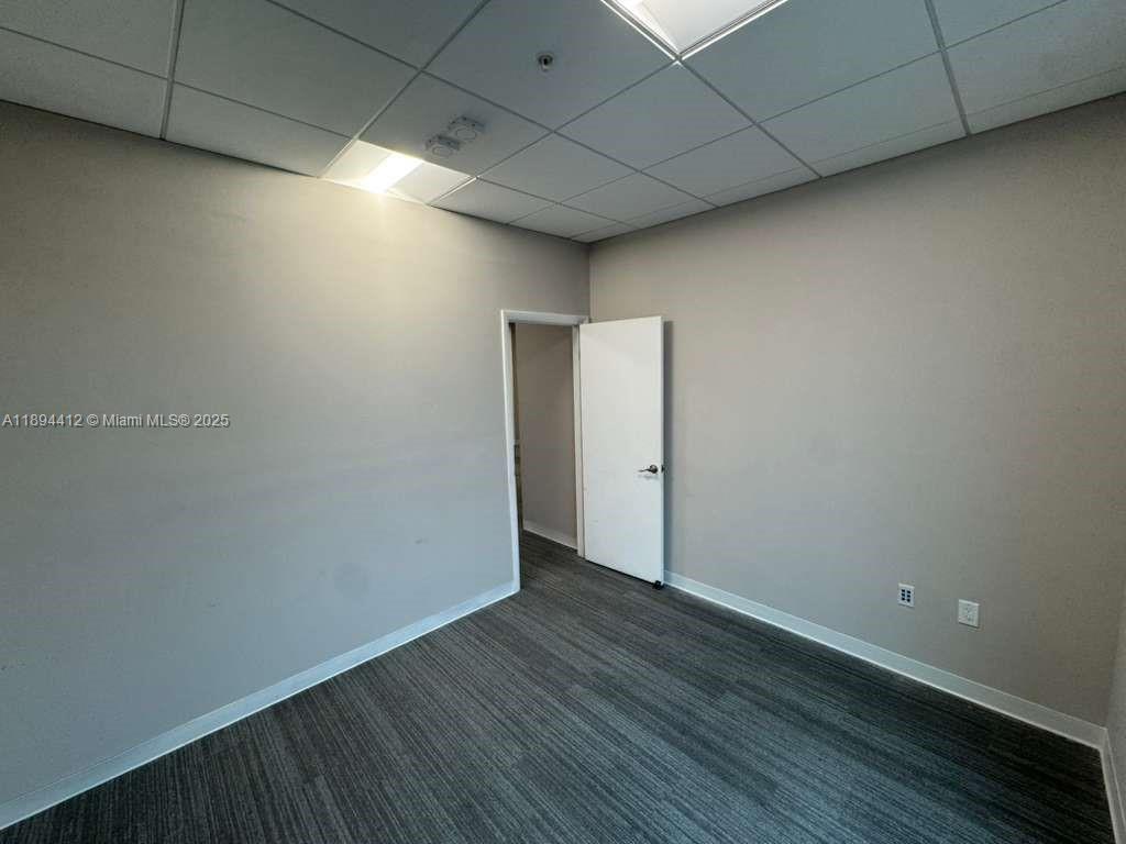 Ver detalles 221 / sq. ft. $ 2025-10-10 0 foto