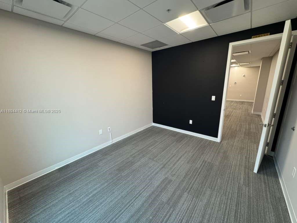 Ver detalles 221 / sq. ft. $ 2025-10-10 0 foto