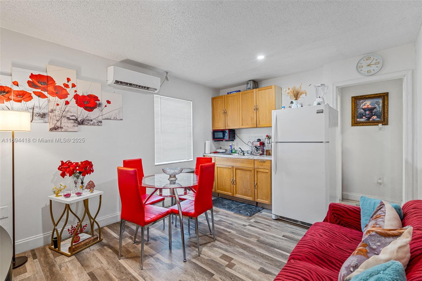   /  1316 sq. ft. $ 2025-10-10 0 foto