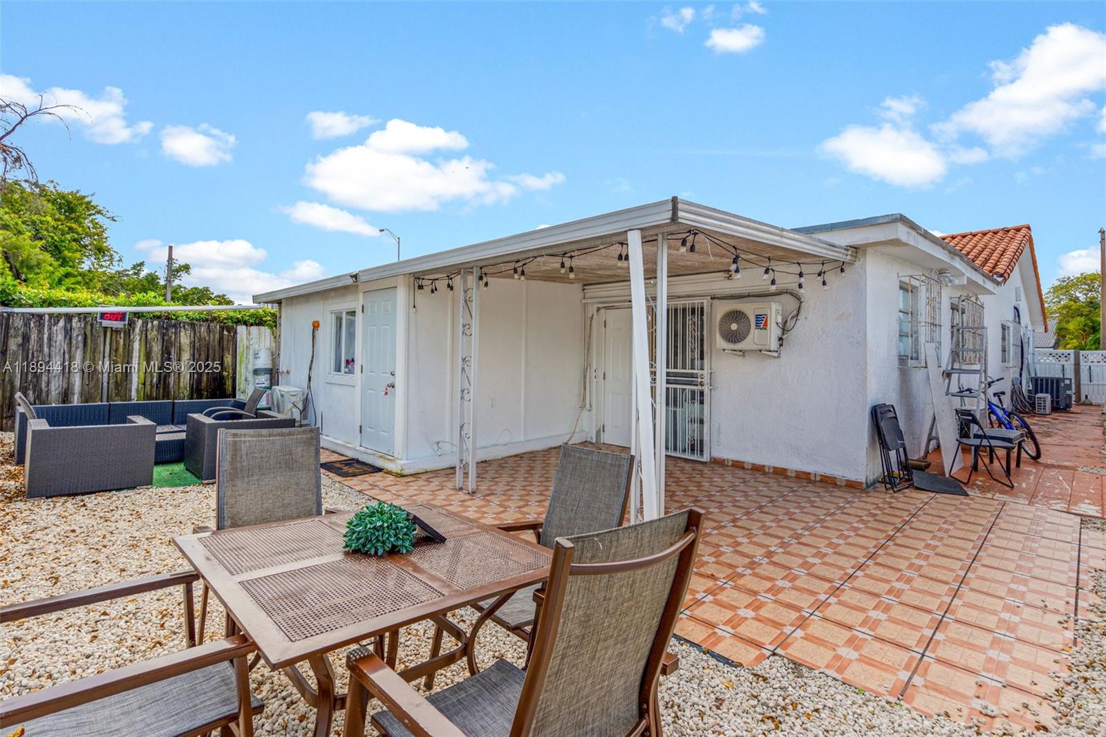   /  1316 sq. ft. $ 2025-10-10 0 foto