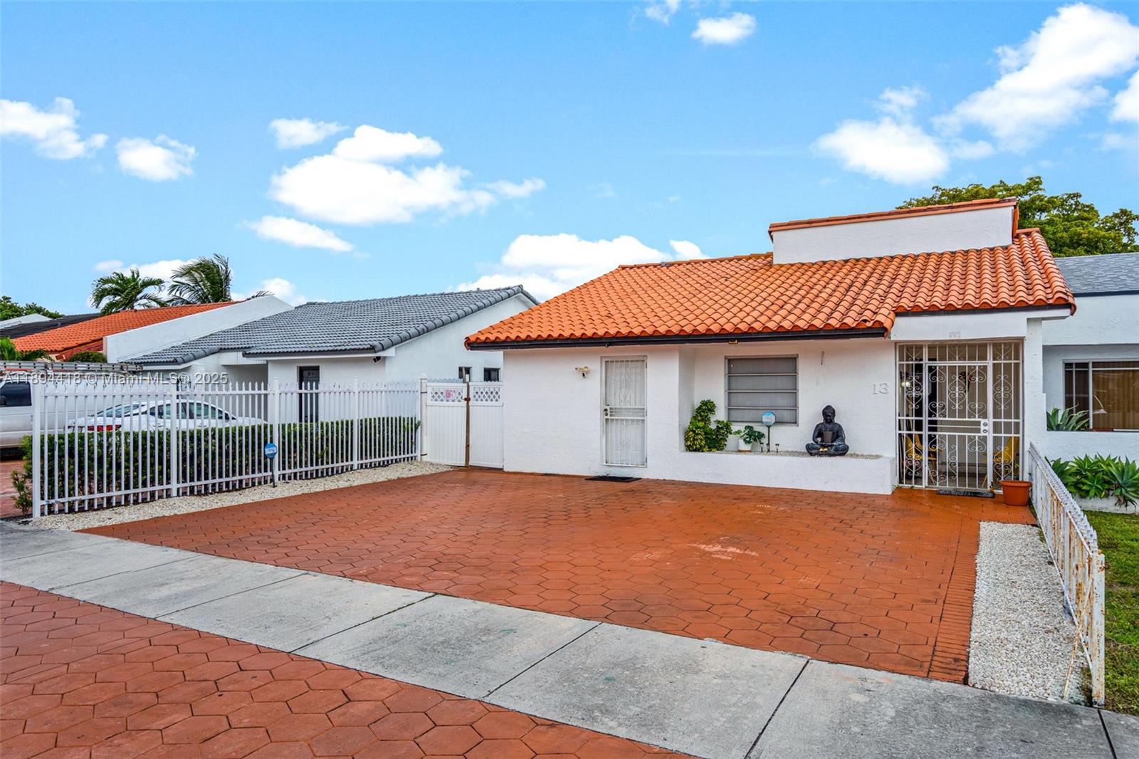  /  1316 sq. ft. $ 2025-10-10 0 foto