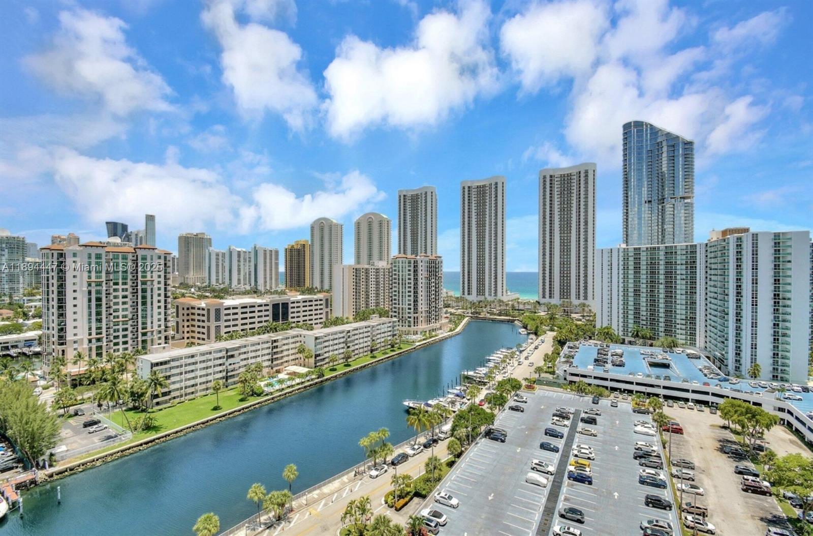 2014 1 / 2 762 sq. ft. $ 2025-10-31 0 Photo