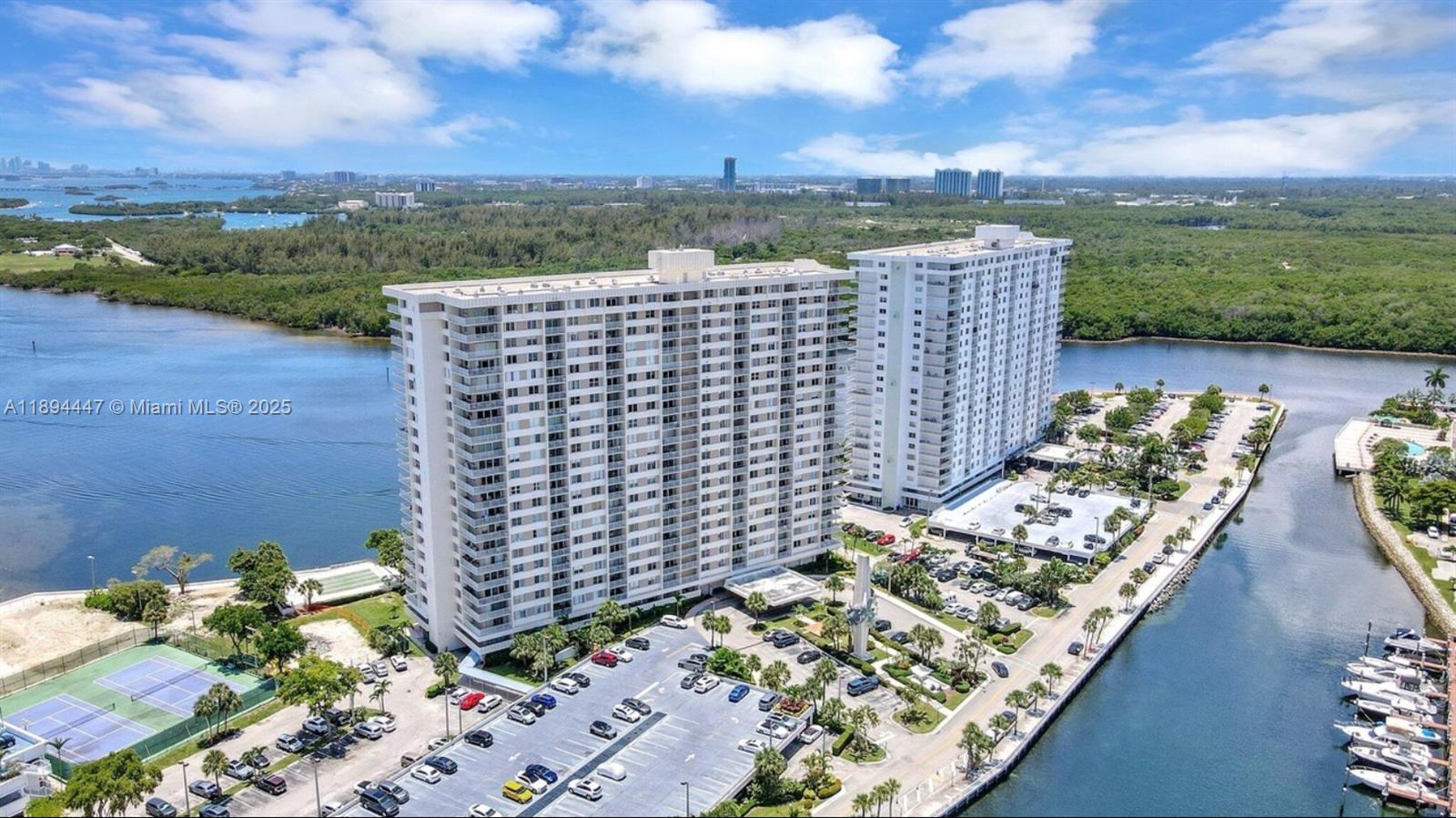 2014 1 / 2 762 sq. ft. $ 2025-10-31 0 Photo