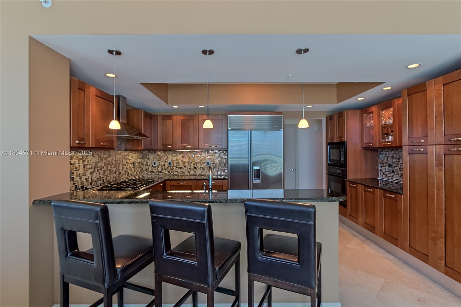 Photo of 3535 OCEAN DR  #2102, Hollywood, Florida, 33019 - 