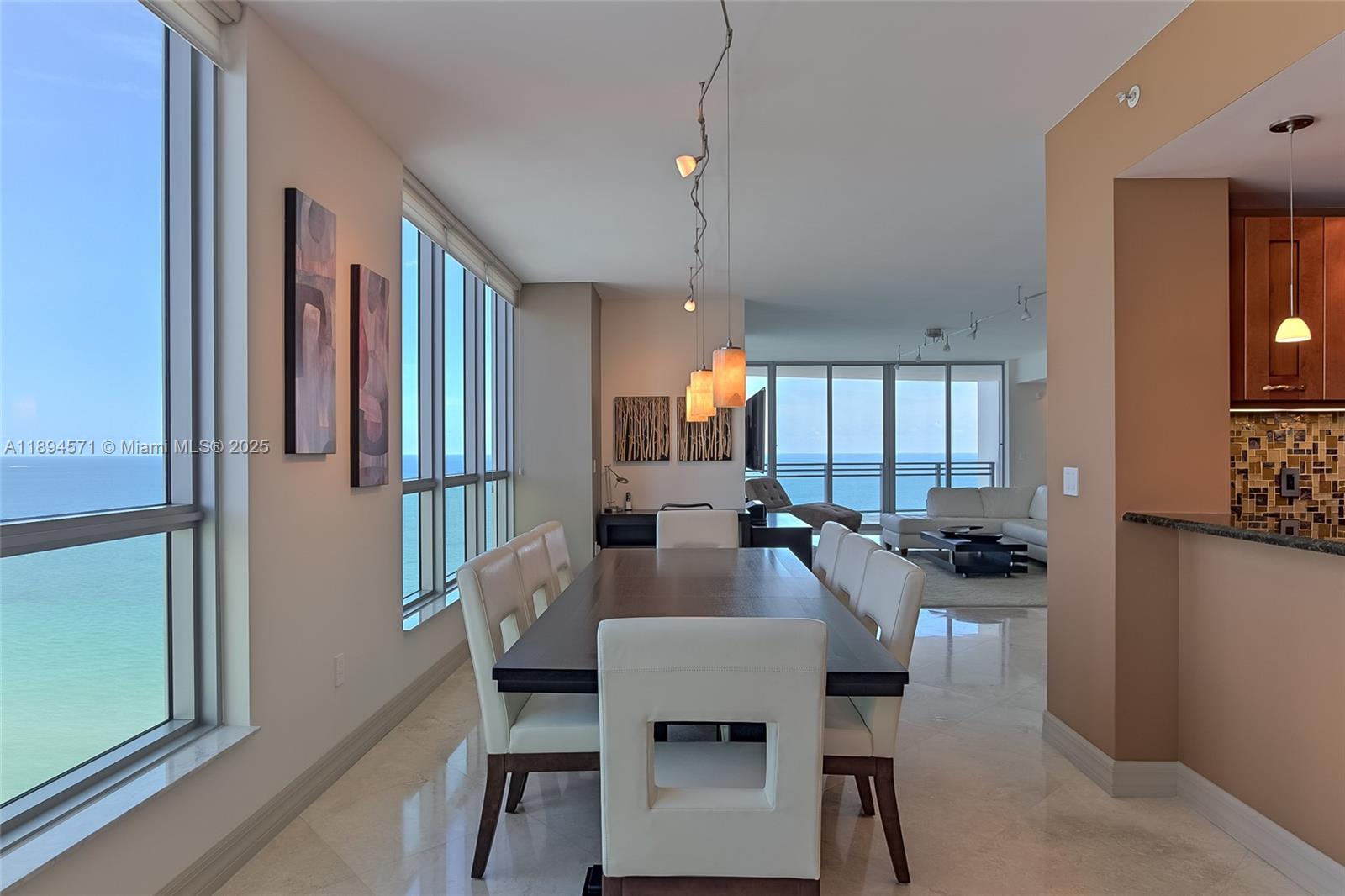 Photo of 3535 OCEAN DR  #2102, Hollywood, Florida, 33019 - 