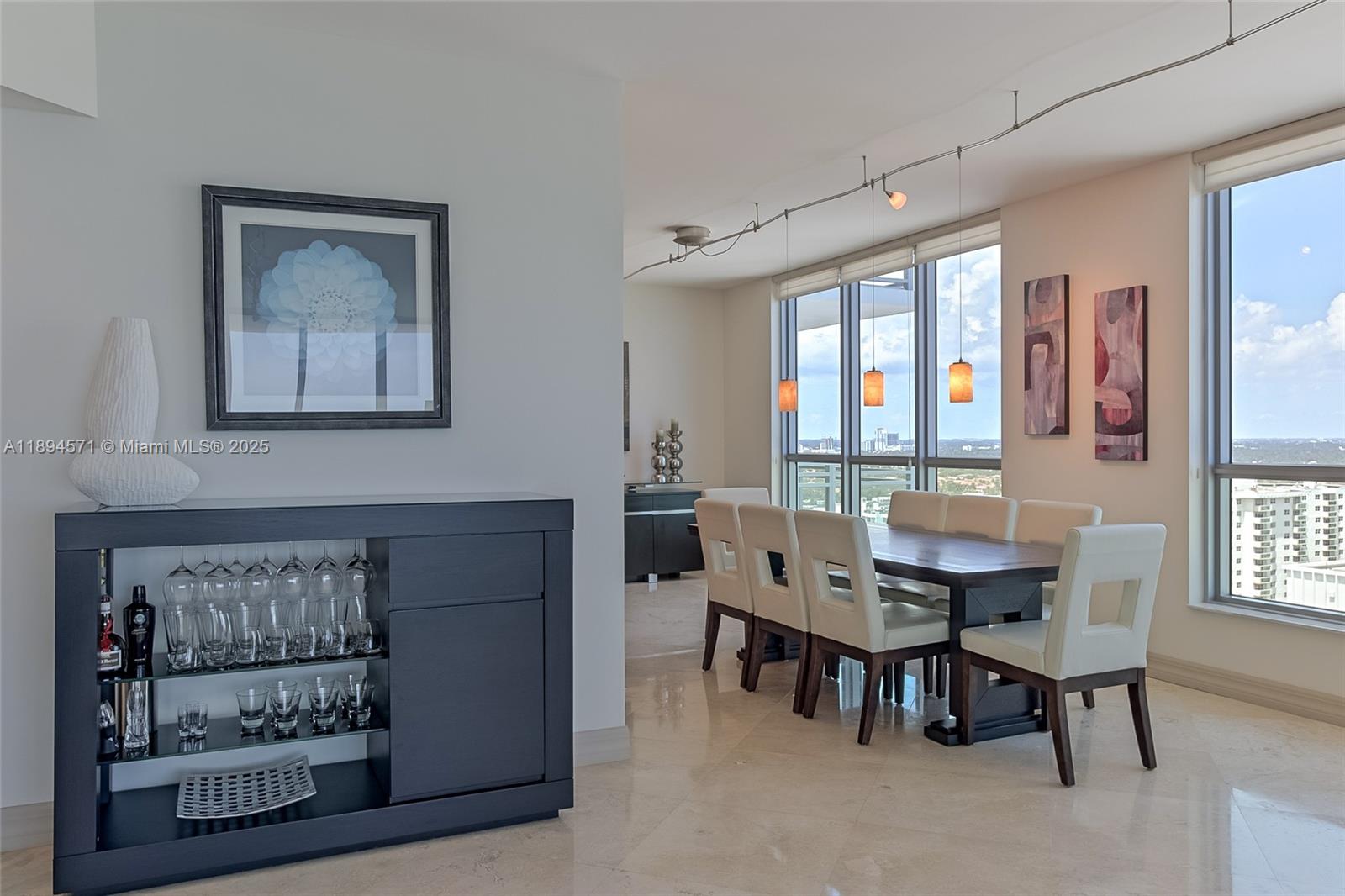 Photo of 3535 OCEAN DR  #2102, Hollywood, Florida, 33019 - 