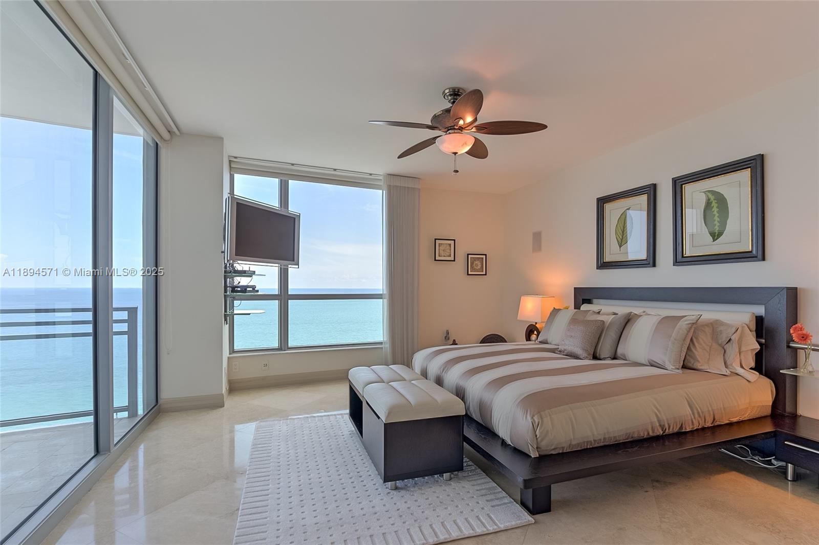 Photo of 3535 OCEAN DR  #2102, Hollywood, Florida, 33019 - 