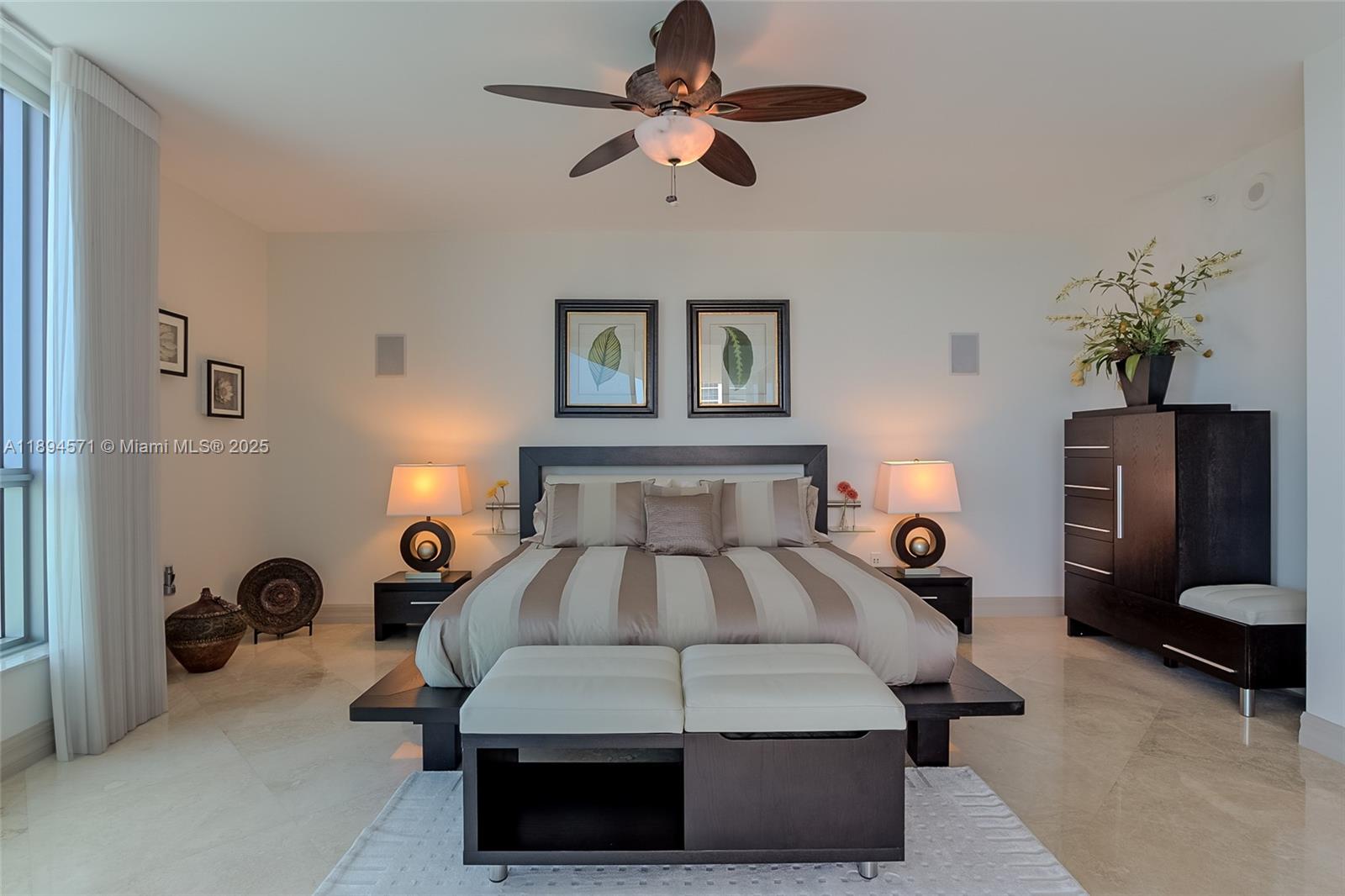 Photo of 3535 OCEAN DR  #2102, Hollywood, Florida, 33019 - 