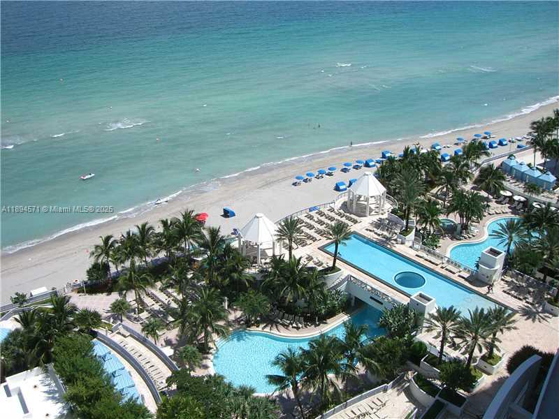 Photo of 3535 OCEAN DR #2102, Hollywood, Florida, 33019 - Exterior Front