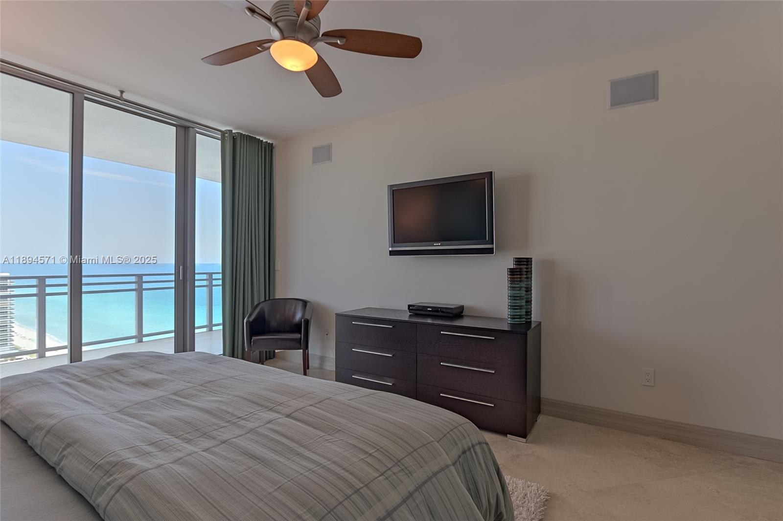 Photo of 3535 OCEAN DR  #2102, Hollywood, Florida, 33019 - GUEST BEDROOM #2 WITH KING SIZE BED