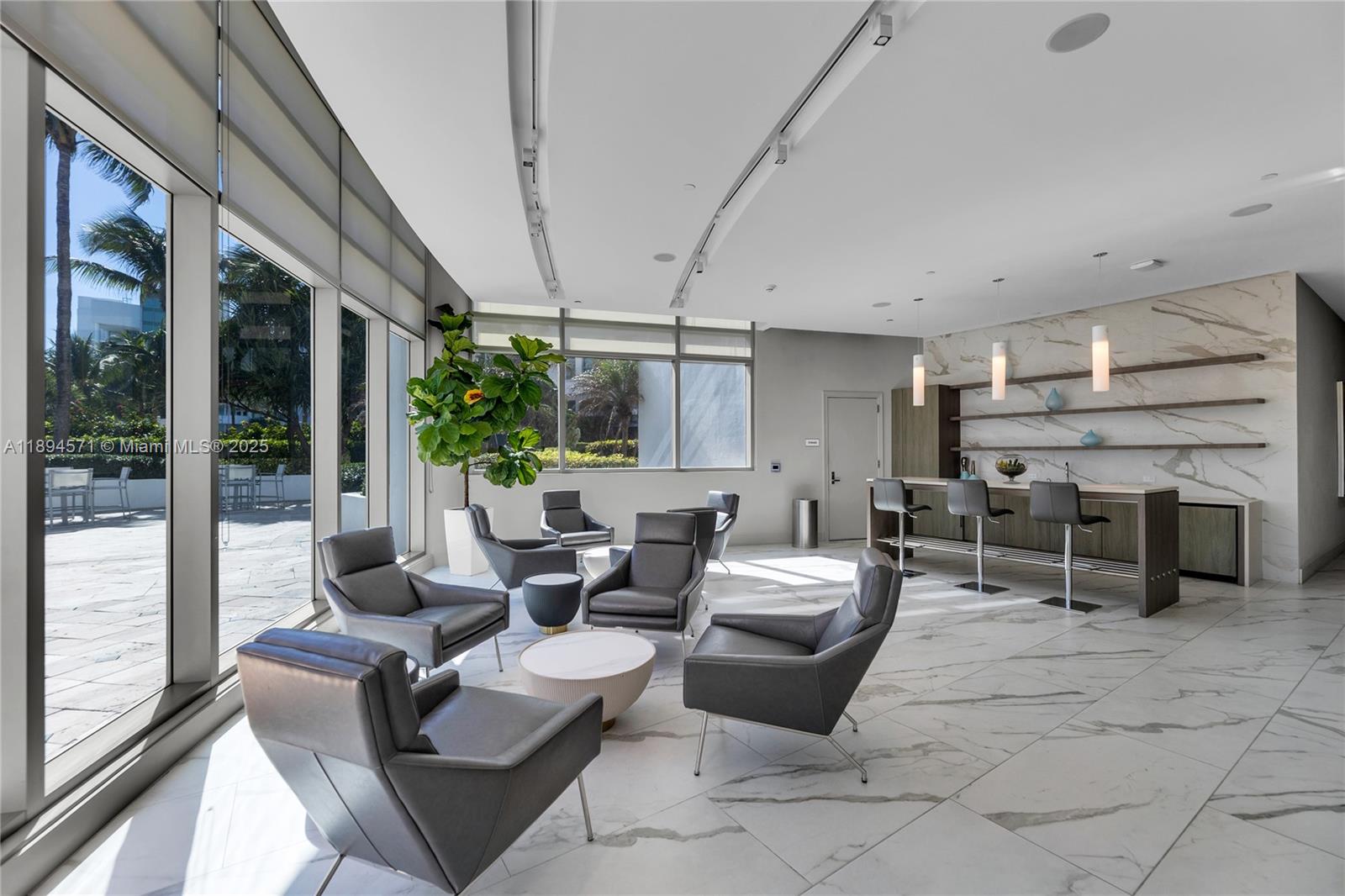 Photo of 3535 OCEAN DR  #2102, Hollywood, Florida, 33019 - 