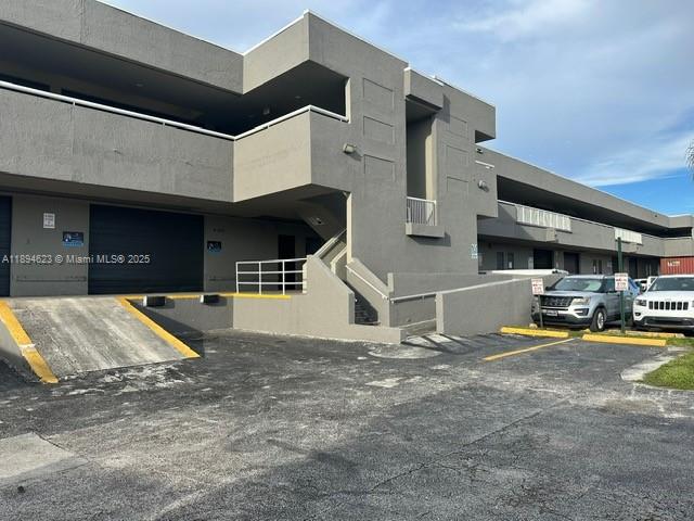 7  /   sq. ft. $ 2025-10-11 0 Photo