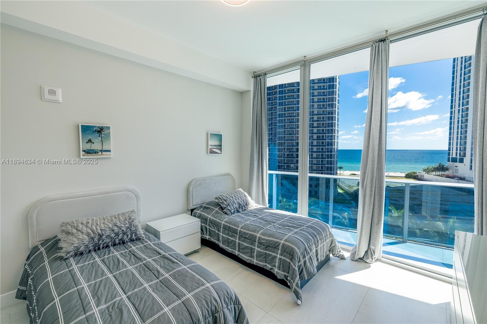 See details 703 2 / 3 1361 sq. ft. $ 2025-10-11 0 Photo